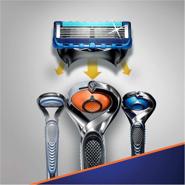 Gillette Fusion 5 Razor Blades with Trimmer for Precision and Glide Coating, 4 Replacement Blades - Image 3